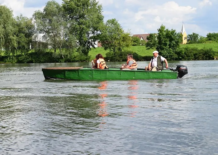 Ladik Vendeghaz 3* Tiszafüred